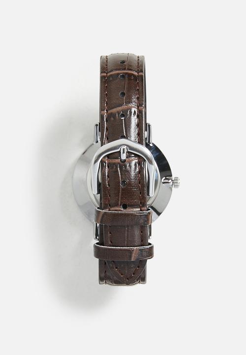 Casio - Analog Round Brwn Ltr Silv Dial - Brown
