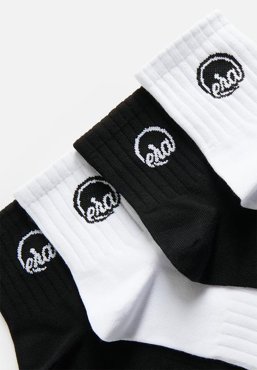 ERA by DJ Zinhle - Era logo signature socks/everyday socks 4 Pack - black & white