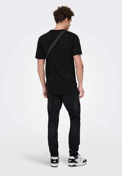 Only & Sons - ONSMATT Longy Short Sleeve Tee - Black