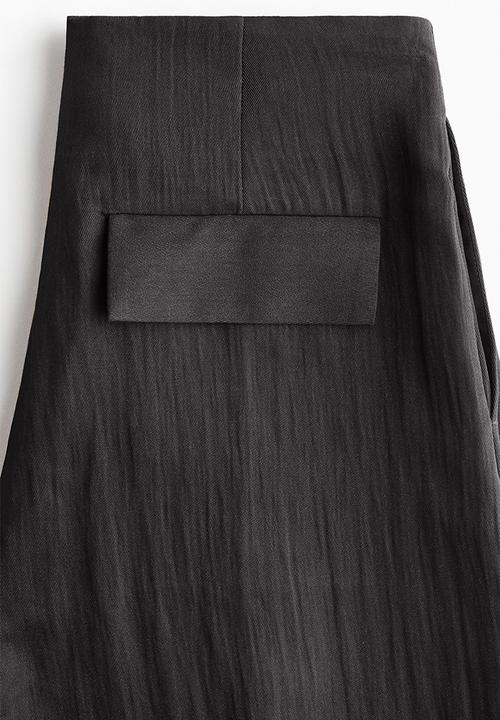 H&M - Crinkled barrel-leg trousers - dark grey