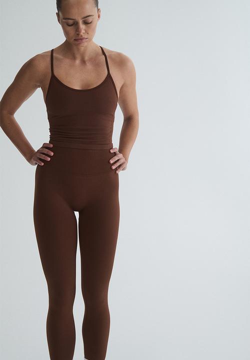 H&M - Seamless sports top with drymove - brown
