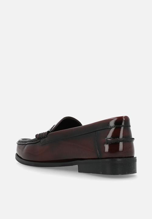 Dakotas - Paul - Burgundy
