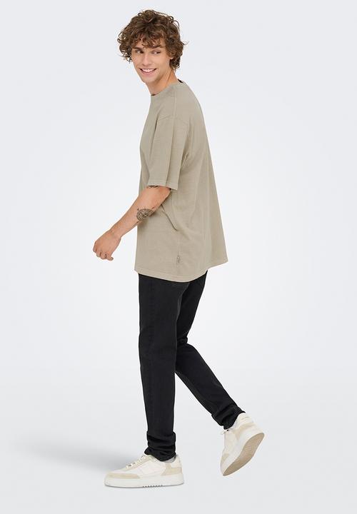 Only & Sons - ONSDISTRESS Relaxed Short Sleeve Tee - Beige