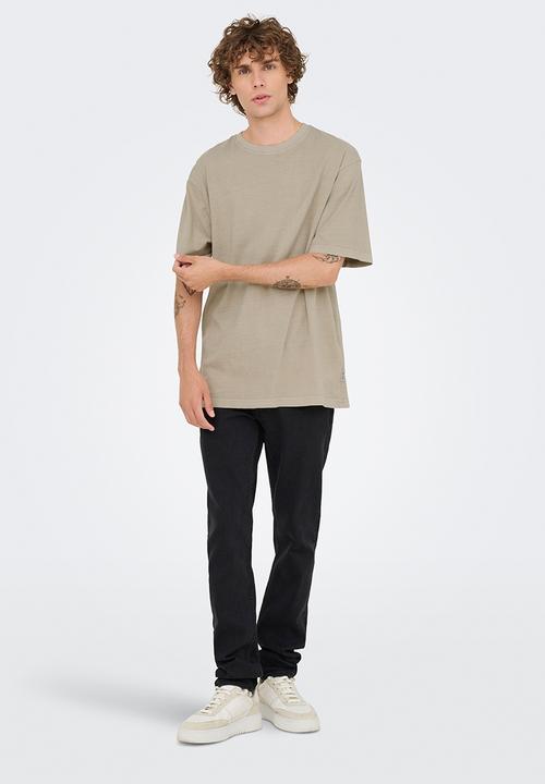 Only & Sons - ONSDISTRESS Relaxed Short Sleeve Tee - Beige