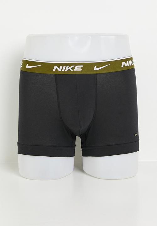 Nike - KE1008-Men's Dri-Fit Everyday Cotton Trunk 3 Pack - BLK UNI GLD/LIG PHTO BLU/OLV