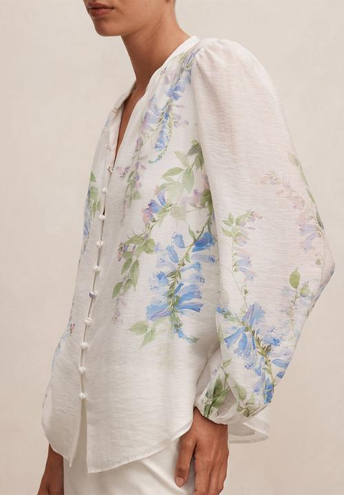 Forever New - Dove placement print blouse in wisteria floral