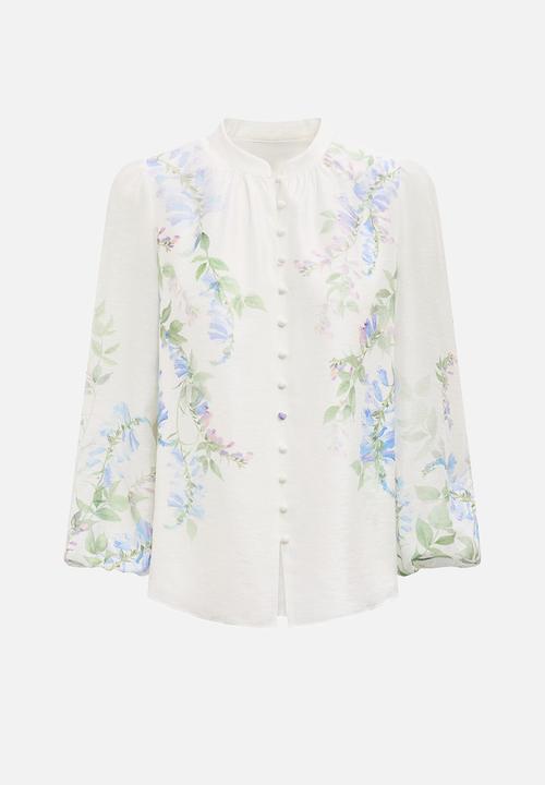 Forever New - Dove placement print blouse in wisteria floral