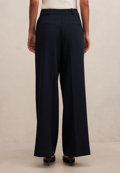 Forever New - Briony wide leg pants - navy suit