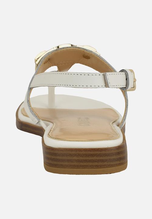 GUESS - Ramiry Sandle - White