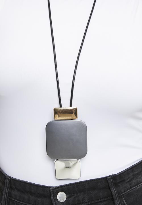 Tessa Design - Rhea Two Tone Sculptural Pendant Necklace-Gold/Silver