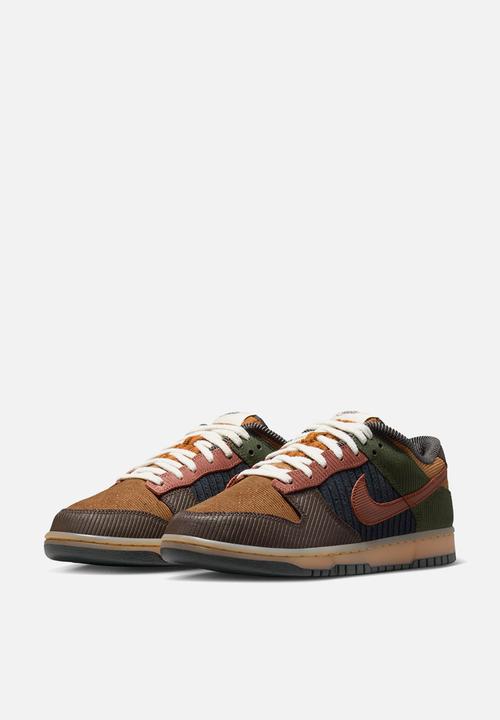 Nike - Nike Dunk Low Retro Premium