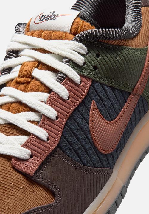 Nike - Nike Dunk Low Retro Premium