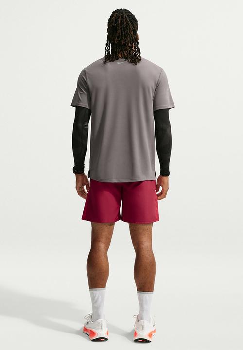 Nike - Dri-Fit Miler 7In 2In1 Short - Tough Red/Sport Red/Reflective Silv