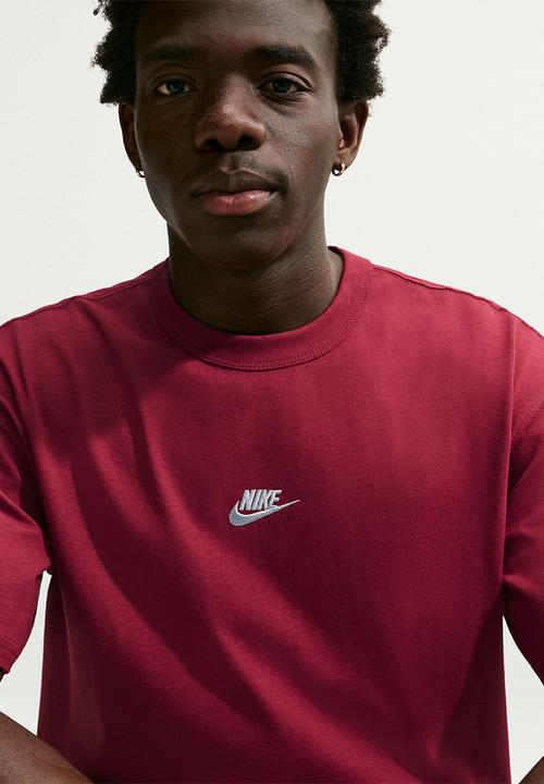 Nike - NSW Premium Essentials Loose  T-Shirt- Team Red