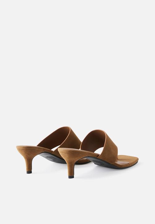 Cotton On - Bobbie kitten heel - tan micro