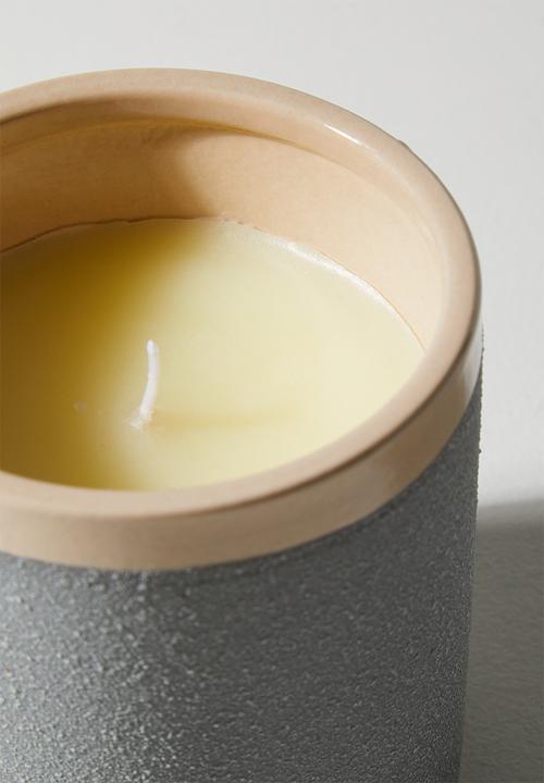 H&S - Sweet lemon scented candle - Khaki