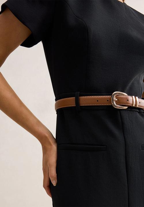 Forever New - Bailee Belted Tailored Midi Dress in Black