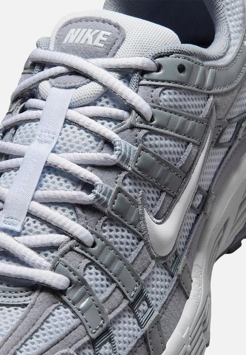 Nike - Nike P-6000