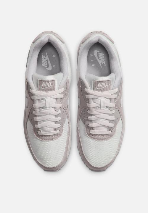 Nike - AIR MAX III