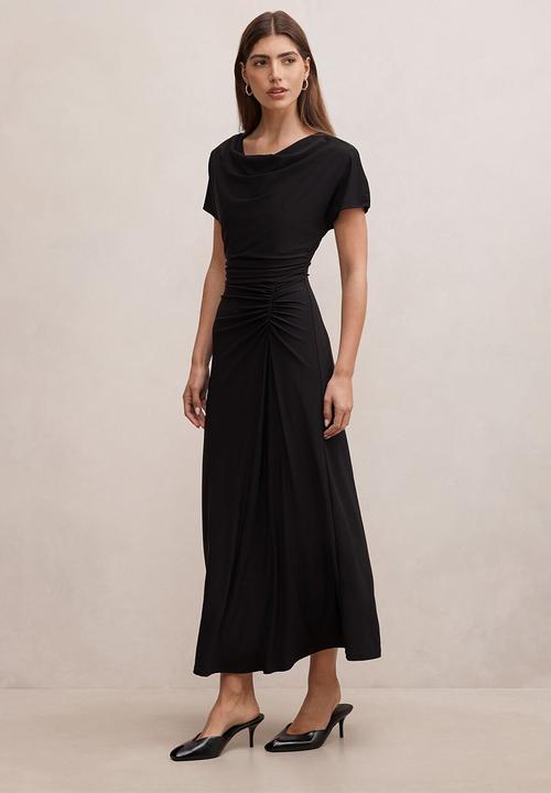 Forever New - Tahnee ruched waist midi dress in black