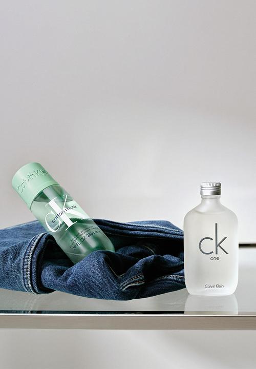 Calvin Klein - Calvin Klein Cotton Musk Hair & Body Mist - 236ml
