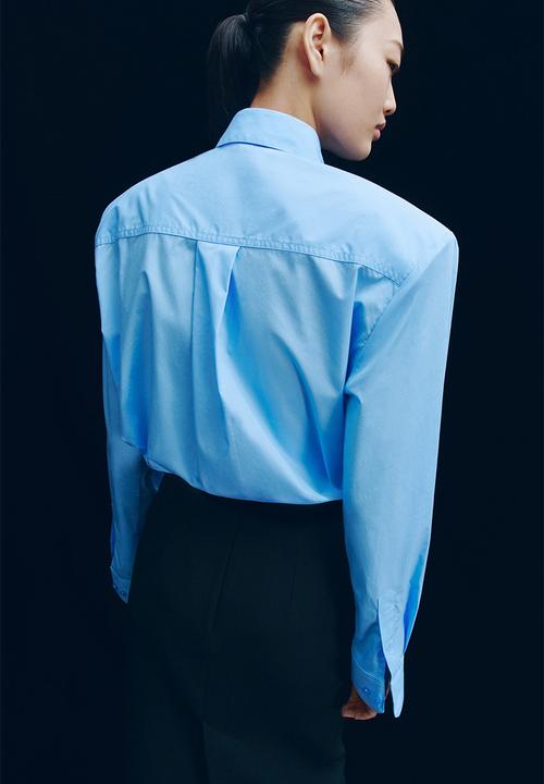 H&M - WARDROBE.NYC H&M:  Shoulder-pad poplin shirt - light blue