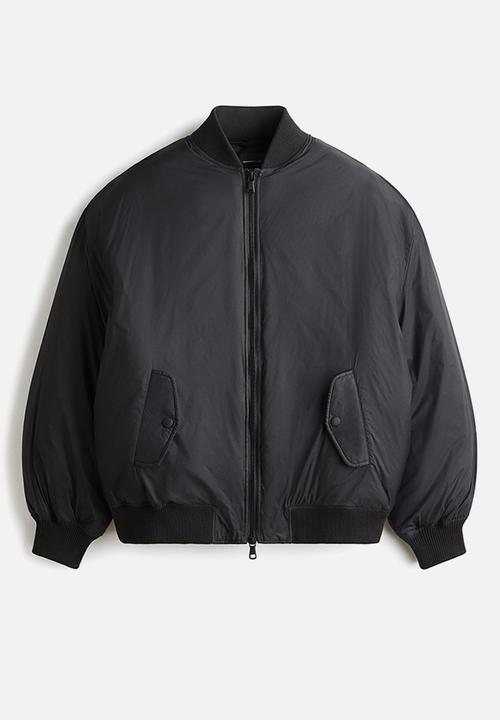 H&M - WARDROBE.NYC H&M:  Oversized down bomber jacket - black