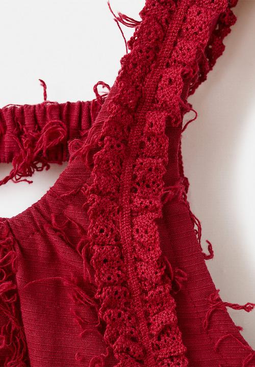 MANGO - Dress flecos - burgundy