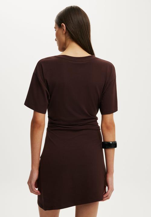 Cotton On - Boxy Tuck T-Shirt Mini Dress - Dark Oak