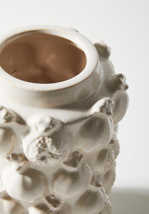 H&S - Pomegranate embossed vase - Ecru