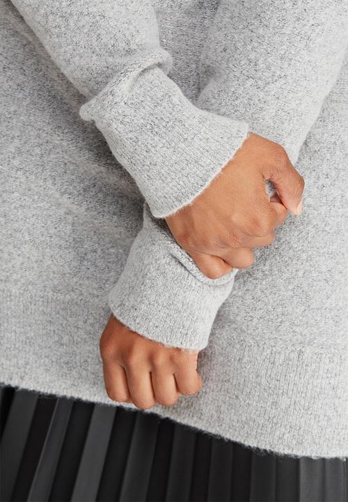 dailyfriday - Off shoulder tunic