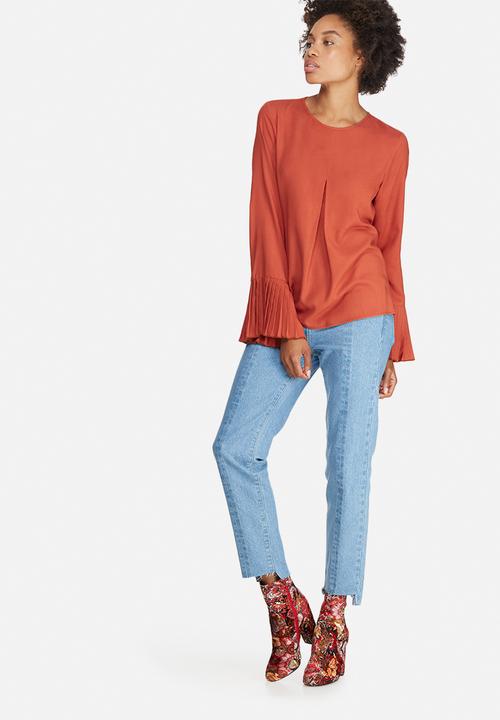 dailyfriday - Pleat front blouse
