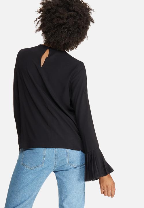 dailyfriday - Pleat front blouse
