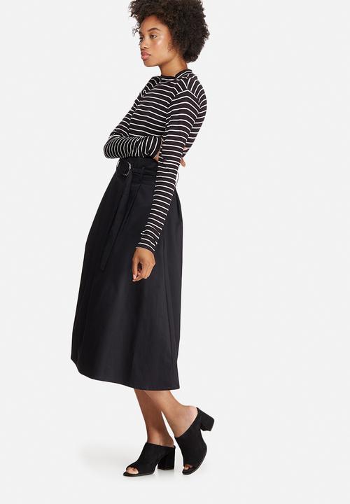 dailyfriday - Belted high waisted midi skirt