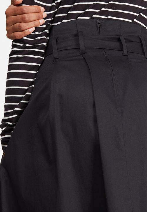 dailyfriday - Belted high waisted midi skirt