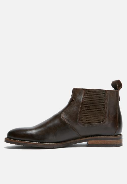 basicthread - Cameron leather chelsea boot
