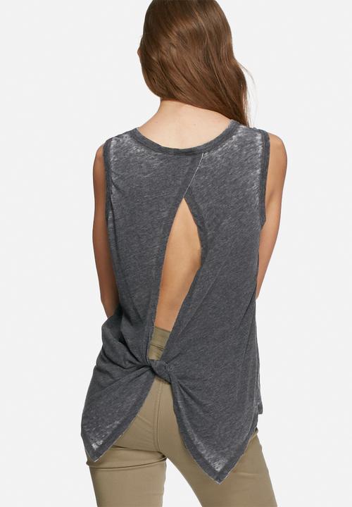 ONLY - Anna open back tee