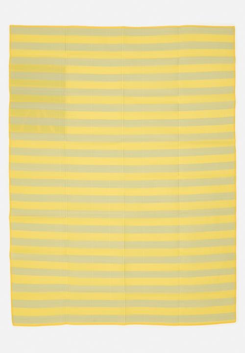 H&S - Stripe folded beach mat - yellow