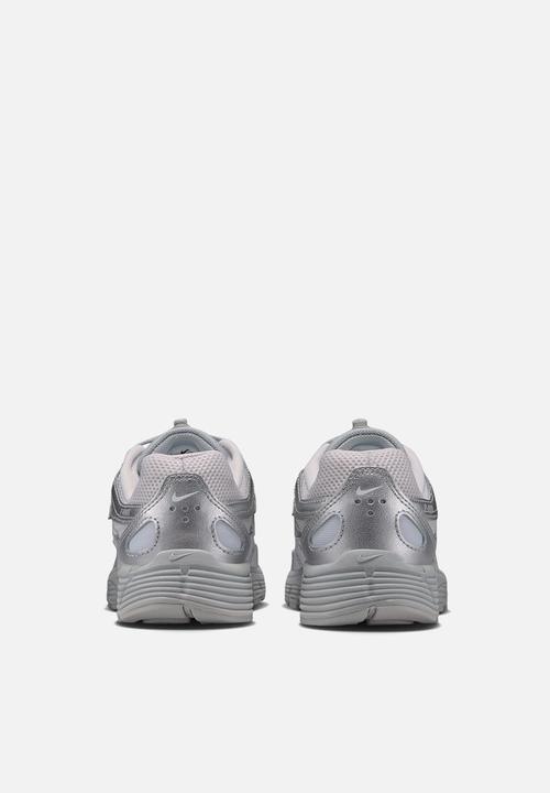 Nike - Nike P-6000 Ut Grade School