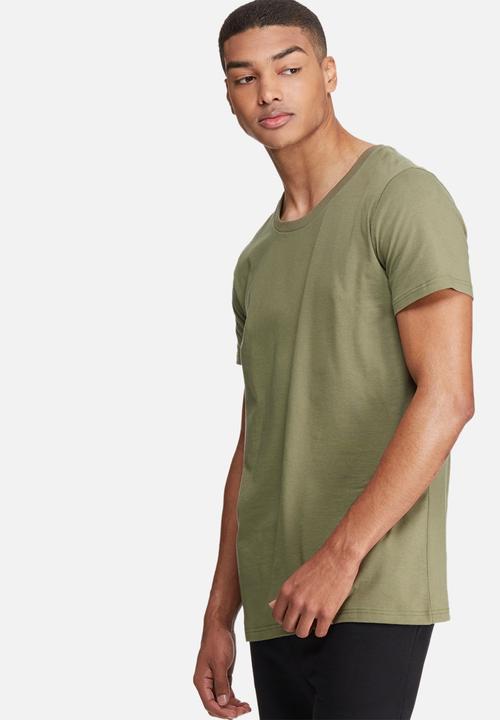 basicthread - Plain Scoop Tee
