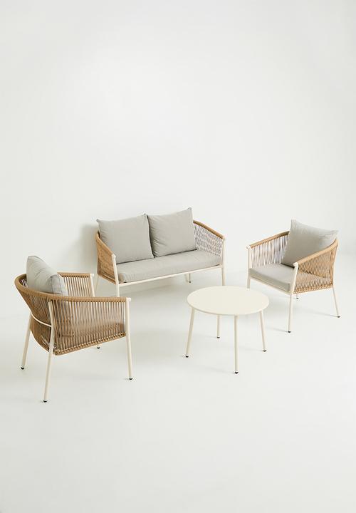 H&S - Outdoor Fernwood Garden Set of 4 - White