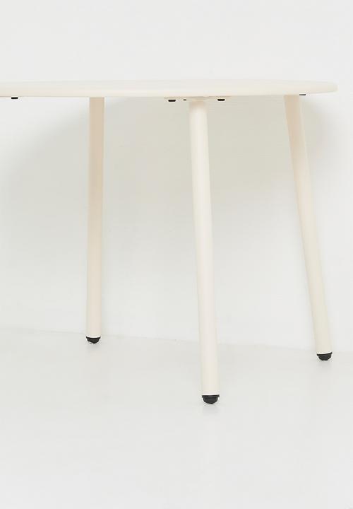 H&S - Outdoor Fernwood Garden Set of 4 - White