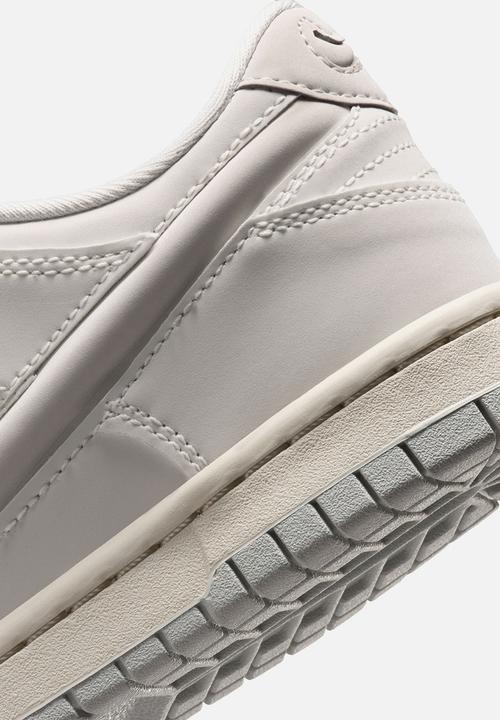 Nike - Nike Dunk Low Lv8 Grade School