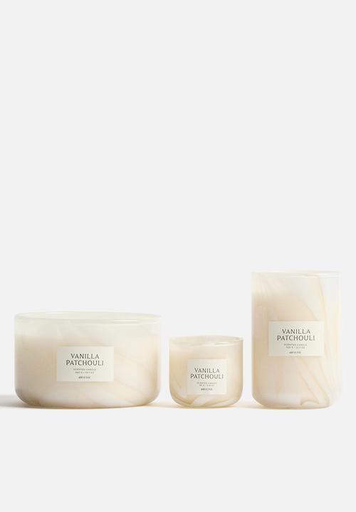 H&M - Scented candle in glass holder - vanilla patchouli