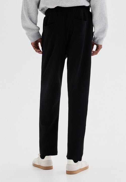 H&M - Regular fit joggers - black