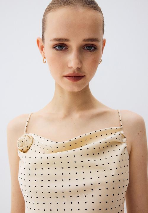 H&M - Asymmetric satin dress - light beige/spotted