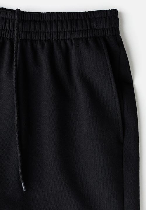 H&M - Regular fit sweatshorts - black