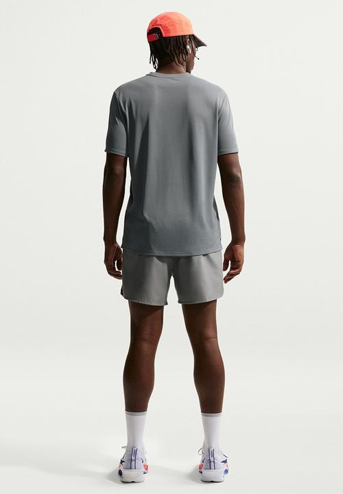 Nike - Miler Dri-FIT Short-Sleeve Running Top - Smoke Grey/Refl Silv