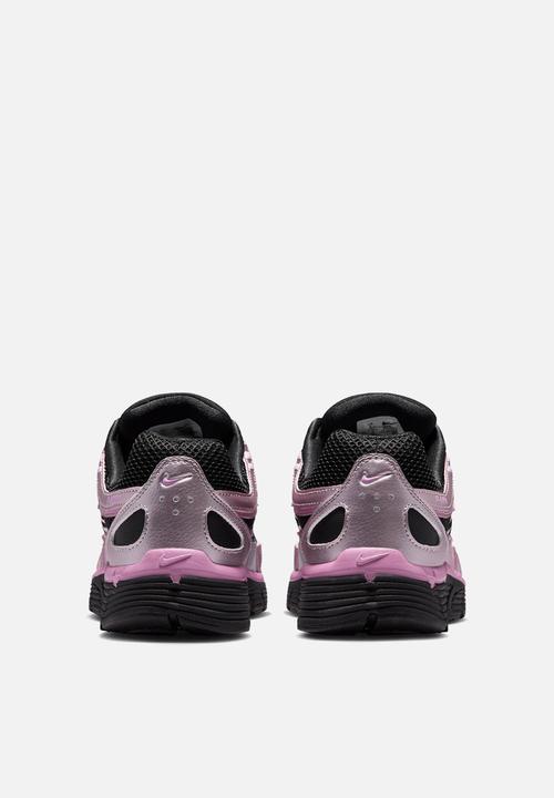 Nike - Nike P-6000