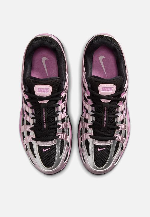 Nike - Nike P-6000
